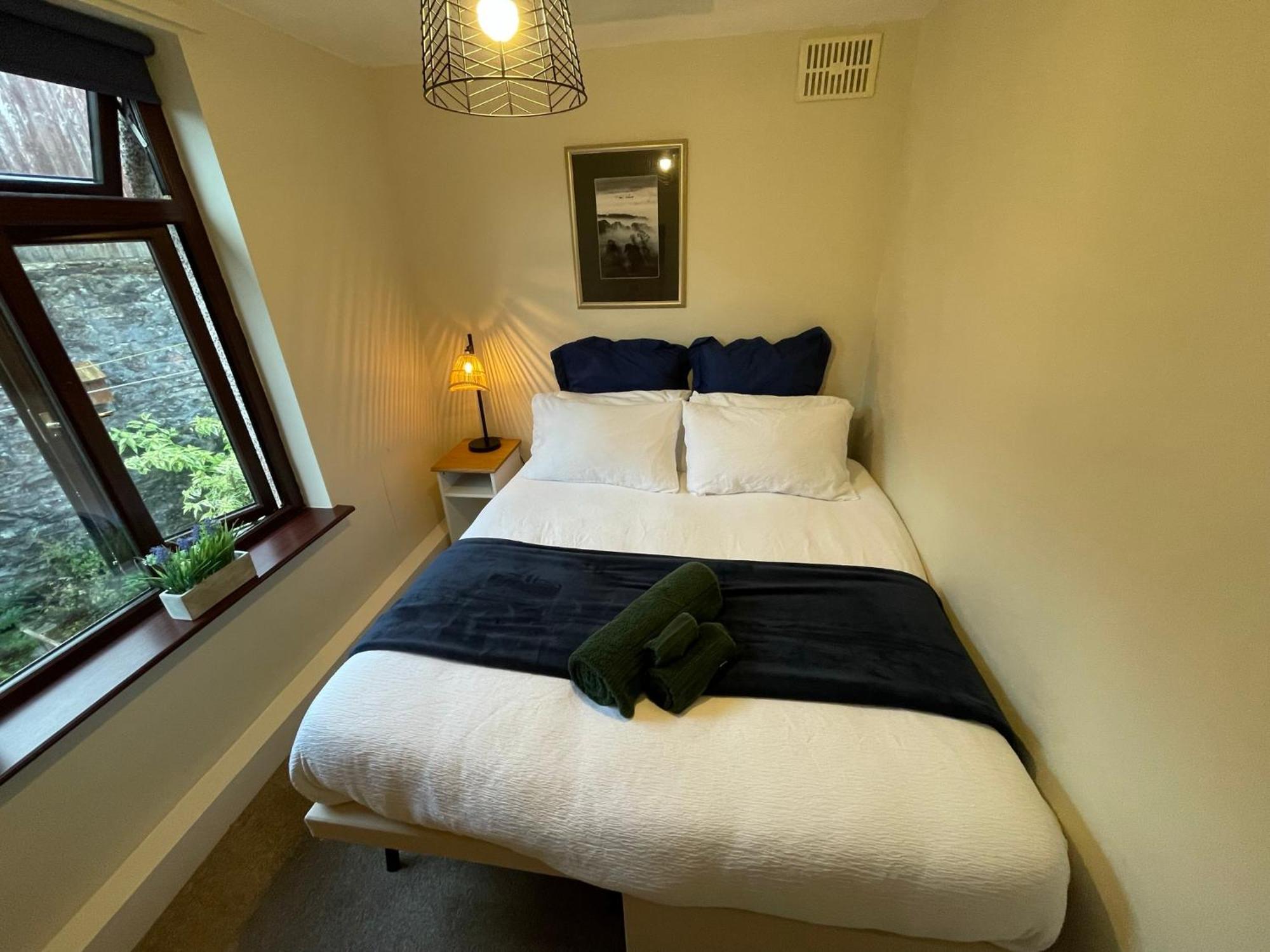 Muddy Paws Cottages - The Nook Taddington Exteriér fotografie